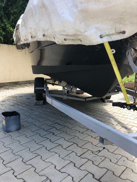 Ambarcatiune Quicksilver 460 Cabin