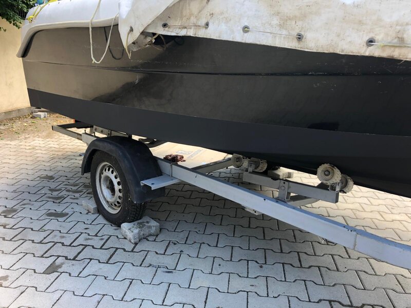 Ambarcatiune Quicksilver 460 Cabin